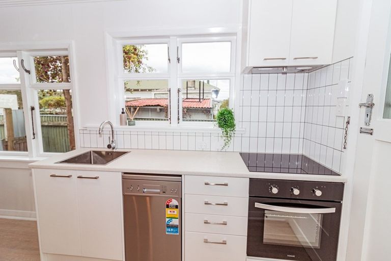 Photo of property in 6 Salisbury Avenue, Whanganui East, Whanganui, 4500