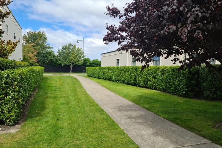 Photo of property in 8 Country Club Terrace, Northwood, Christchurch, 8051