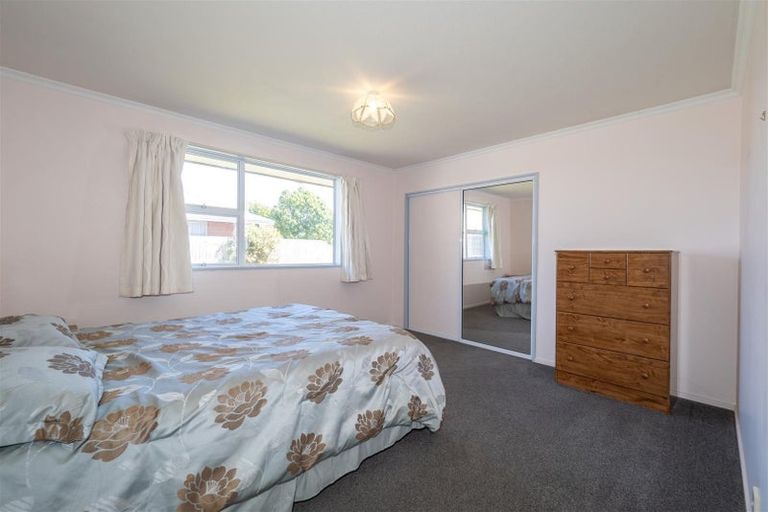 Photo of property in 32 Rolleston Street, Rakaia, 7710