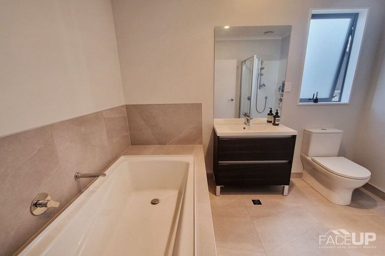 Photo of property in 1 Ko Tohu Place, Hobsonville, Auckland, 0616