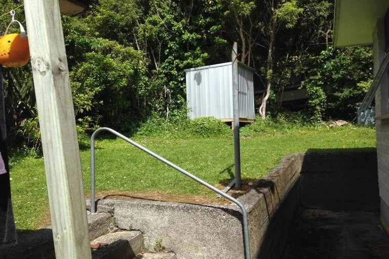 Photo of property in 66 Hine Road, Wainuiomata, Lower Hutt, 5014