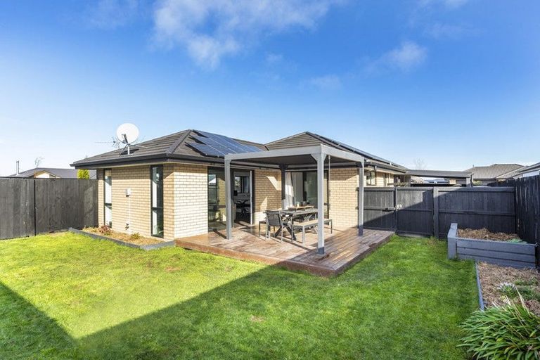 Photo of property in 2 Lucca Crescent, Rolleston, 7615