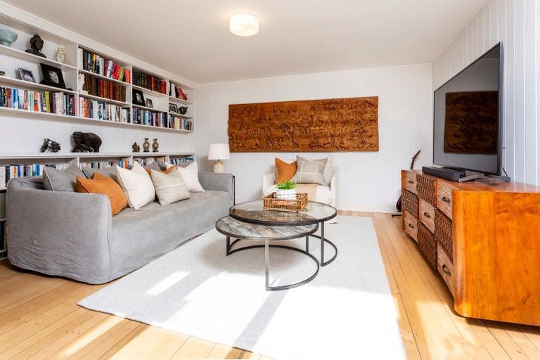 Photo of property in 24 Hamana Street, Narrow Neck, Auckland, 0622