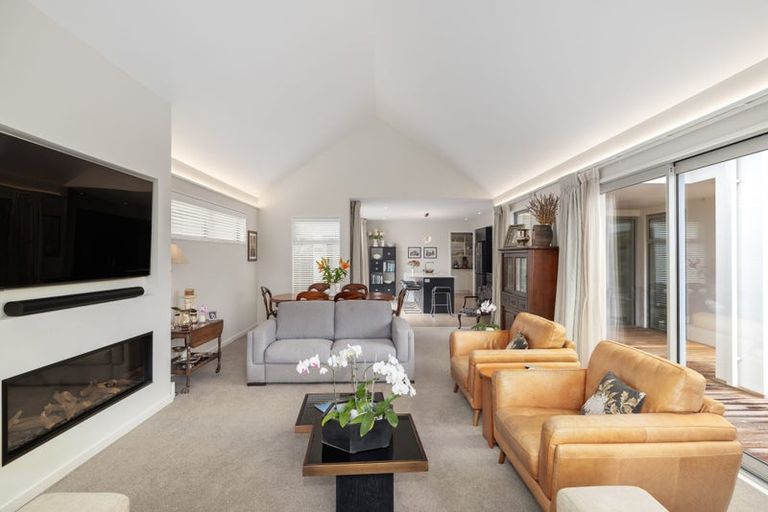 Photo of property in 21a Hawkesbury Avenue, St Albans, Christchurch, 8014