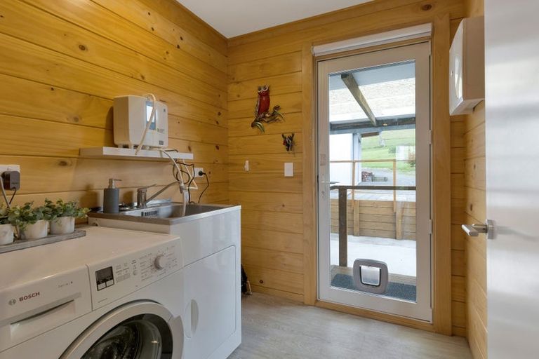 Photo of property in 21 Oxford Street, Waikari, 7420
