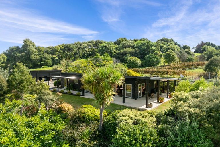 Photo of property in 417 Heatley Road, Whakapirau, Maungaturoto, 0583
