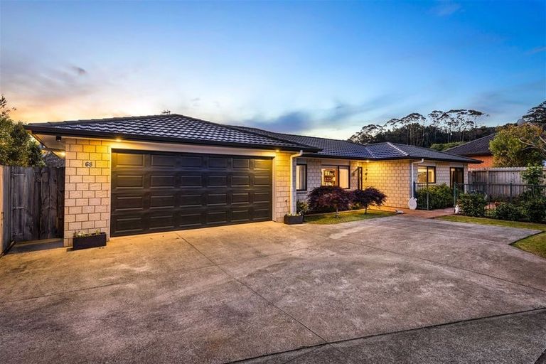 Photo of property in 68 South Kensington Way, Henderson, Auckland, 0612