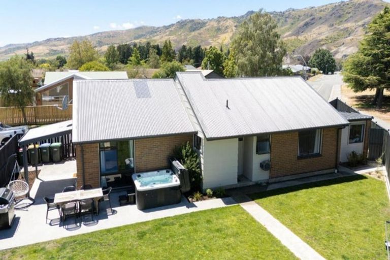 Photo of property in 2 Austin Place, Cromwell, 9310