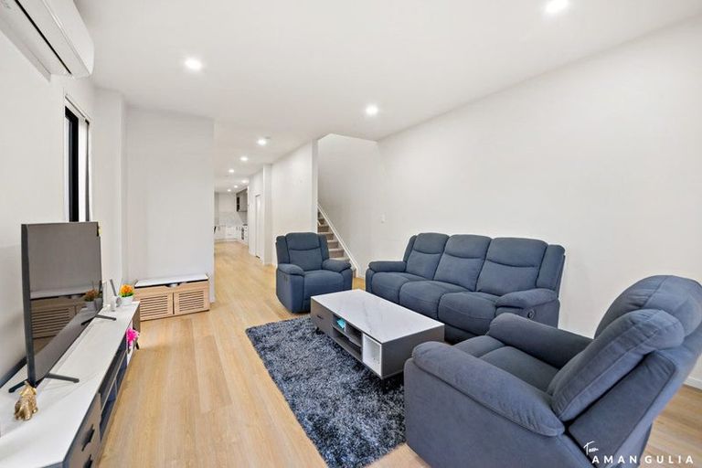 Photo of property in 72 Minhas Road, Papakura, 2110