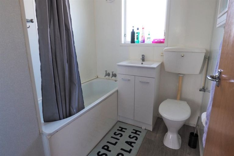 Photo of property in 29 Racecourse Road, Waiuku, 2123