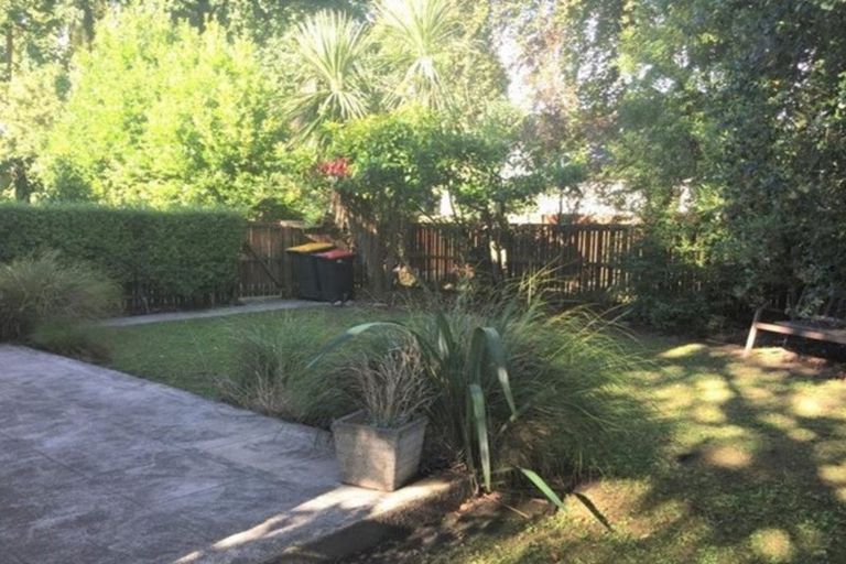 Photo of property in 1/78 Holly Road, St Albans, Christchurch, 8014