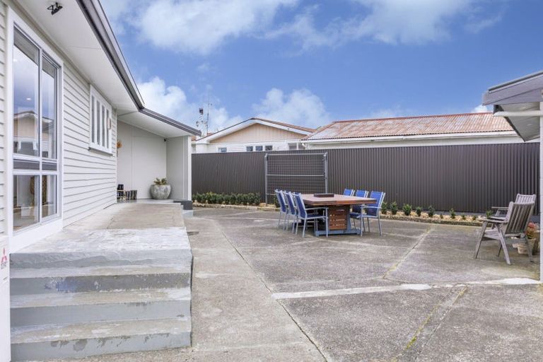 Photo of property in 5 Jull Crescent, Waipukurau, 4200