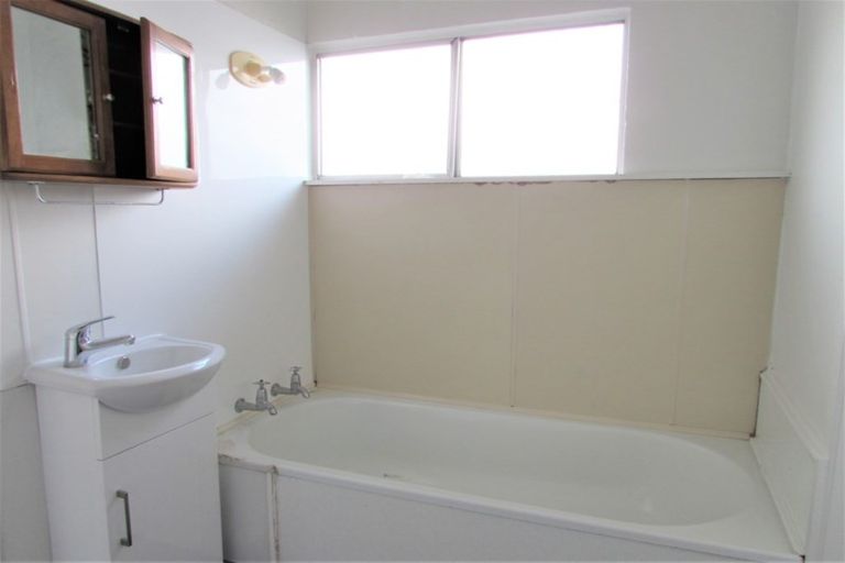 Photo of property in 43 Merton Street, Trentham, Upper Hutt, 5018