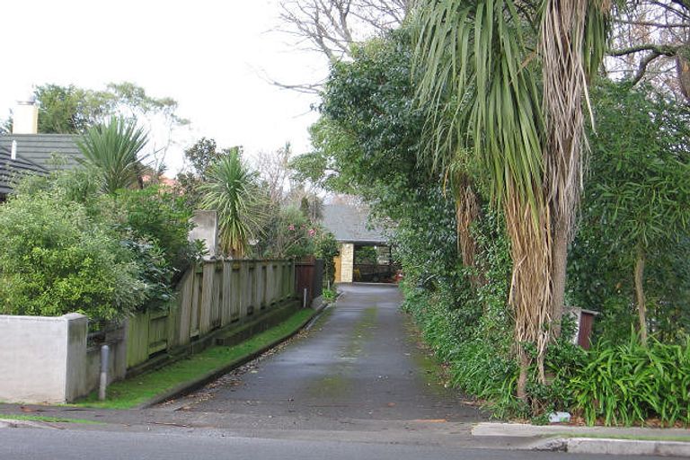 Photo of property in 42 Ihaka Street, Hokowhitu, Palmerston North, 4410