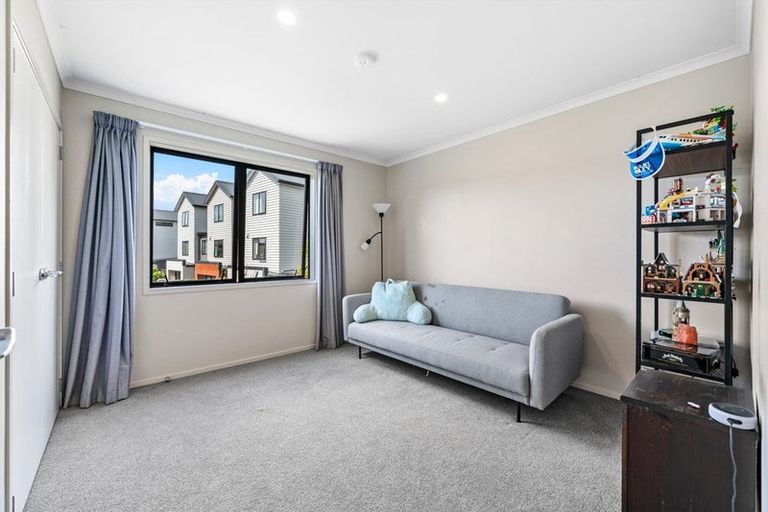 Photo of property in 8/6 Onekiritea Road, Hobsonville, Auckland, 0616