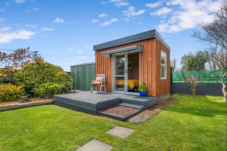 Photo of property in 537 Richmond Road, Lepperton, New Plymouth, 4373