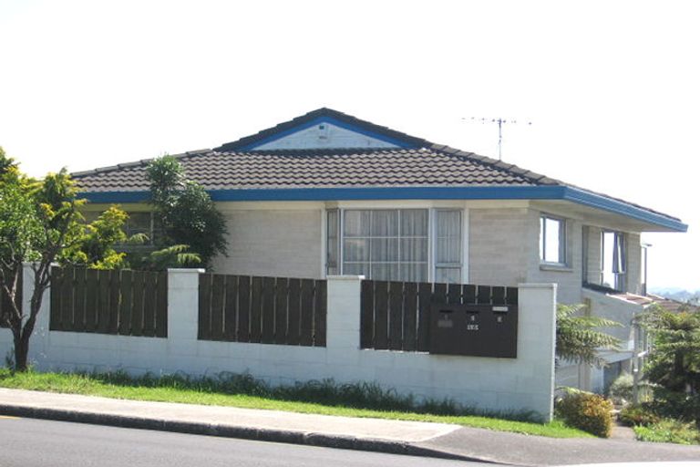 Photo of property in 2/139a Mokoia Road, Birkenhead, Auckland, 0626