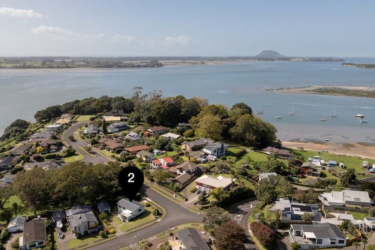 Photo of property in 2 Walnut Grove, Omokoroa, 3114