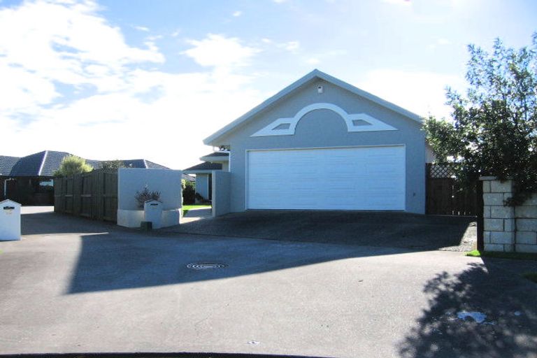 Photo of property in 27 Montana Way, Milson, Palmerston North, 4414