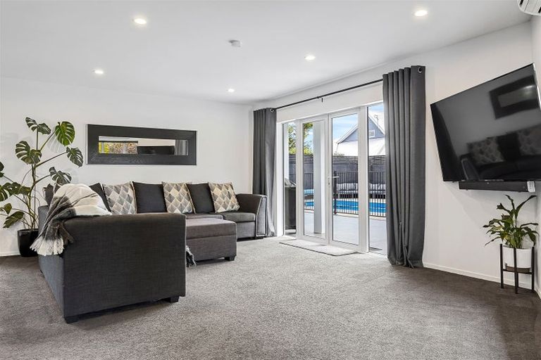 Photo of property in 52 Regent's Park Drive, Casebrook, Christchurch, 8051