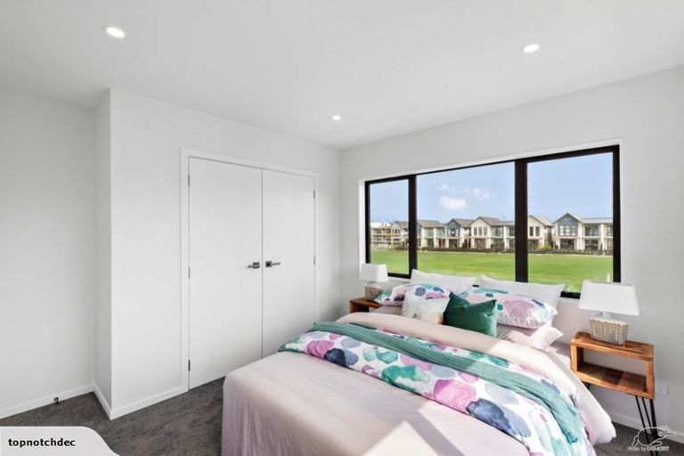 Photo of property in 2 Observation Green, Hobsonville, Auckland, 0616