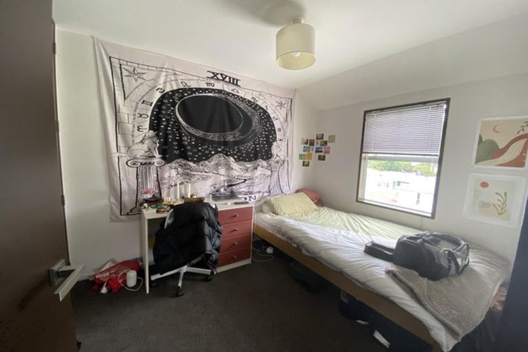 Photo of property in 8e Finlay Terrace, Mount Cook, Wellington, 6021