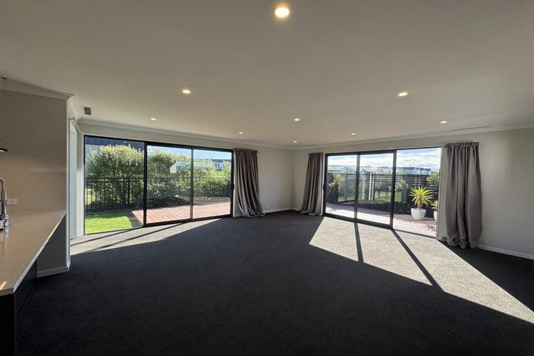 Photo of property in 55 Manakura Street, Broomfield, Christchurch, 8042