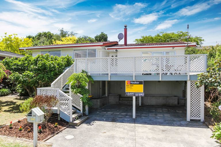 Photo of property in 30 Donovan Avenue, Massey, Auckland, 0614