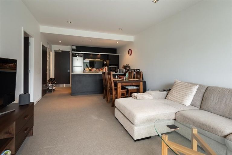 Photo of property in 3c/1 Hanson Street, Mount Cook, Wellington, 6021