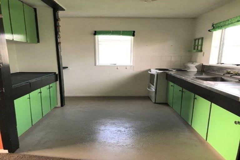 Photo of property in 64a Kirk Street, Otaki, 5512