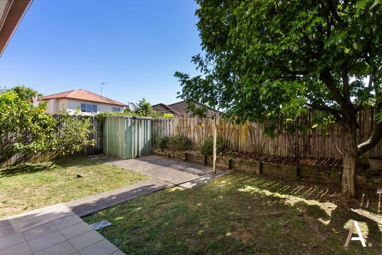 Photo of property in 8 Lime Crescent, Papakura, 2110