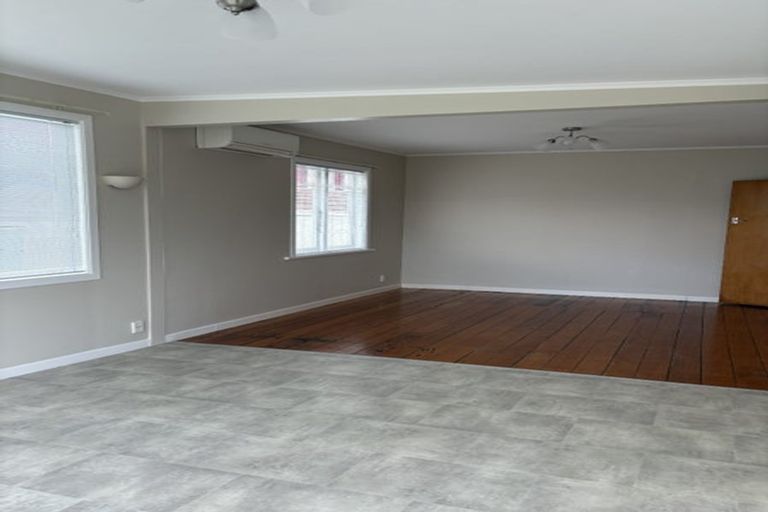 Photo of property in 15 Aramoana Avenue, Devonport, Auckland, 0624