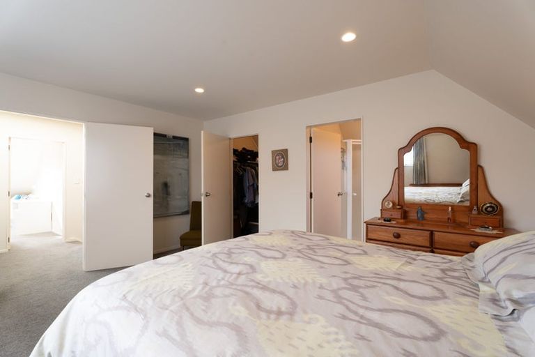 Photo of property in 157 Westchester Drive, Churton Park, Wellington, 6037