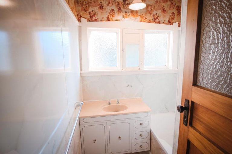 Photo of property in 35 Saint James Avenue, Papanui, Christchurch, 8053