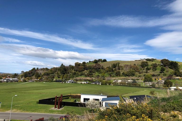 Photo of property in 1 Ridgeway Terrace, Taradale, Napier, 4112