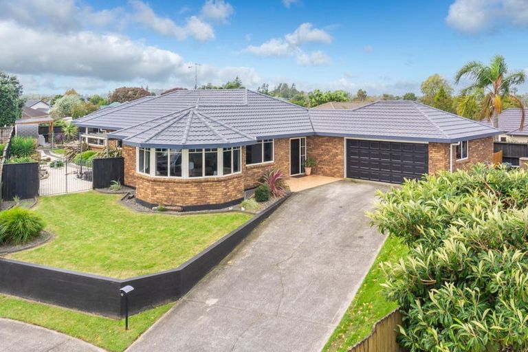 Photo of property in 12 Flora Way, Rototuna, Hamilton, 3210