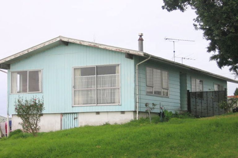 Photo of property in 8 Doone Place, Massey, Auckland, 0614