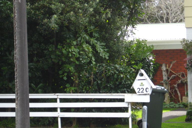 Photo of property in 22b Barrett Street, Westown, New Plymouth, 4310
