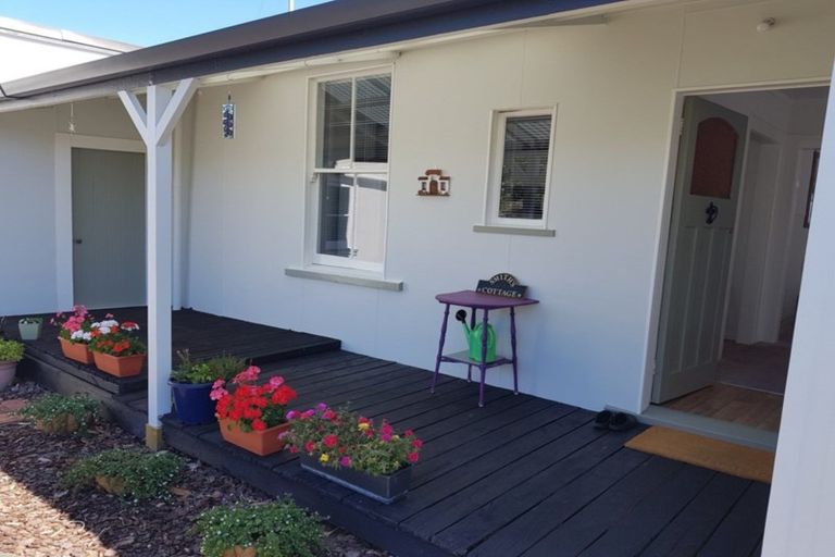 Photo of property in 9 London Street, Dannevirke, 4930