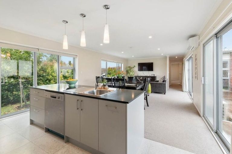 Photo of property in 32 Kare Ariki Place, Pukekohe, 2120