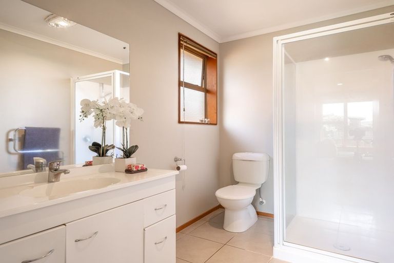 Photo of property in 12 Tarrango Way, Rototuna, Hamilton, 3210