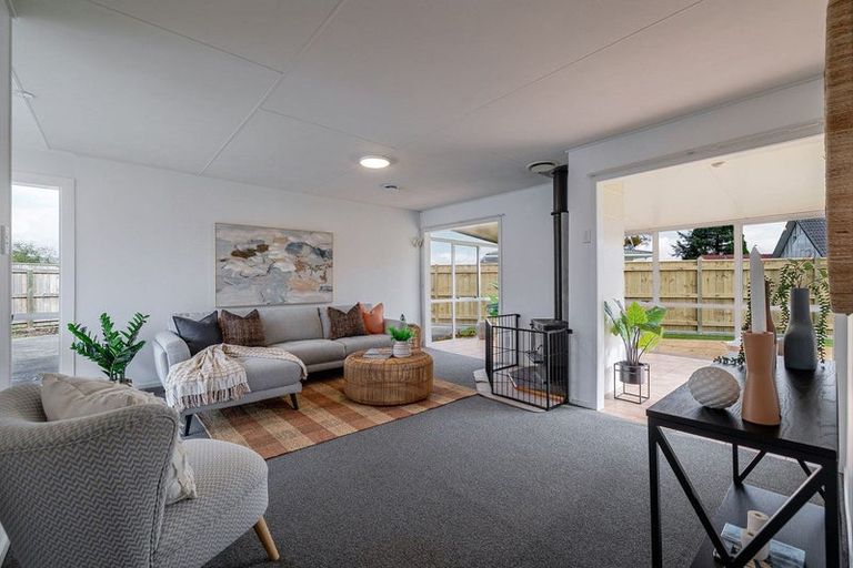 Photo of property in 49 Acacia Street, Kelvin Grove, Palmerston North, 4414