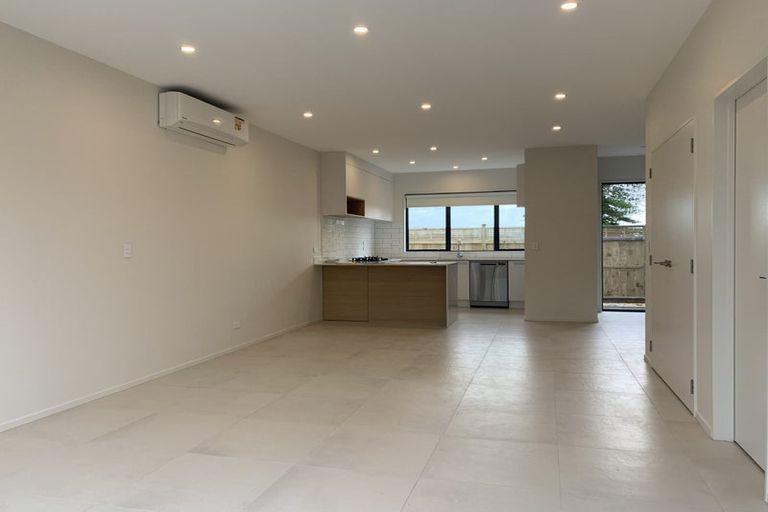 Photo of property in 1b Falabella Lane, Karaka, Papakura, 2113