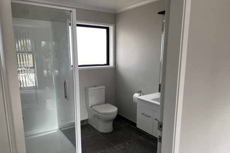 Photo of property in 5 Roma Way, Waitarere, 5510