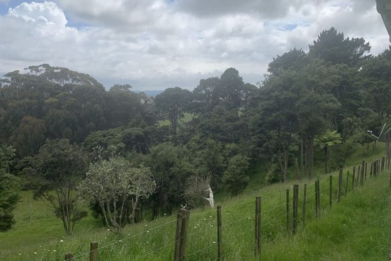 Photo of property in 67 Red Hills Road, Massey, Auckland, 0614