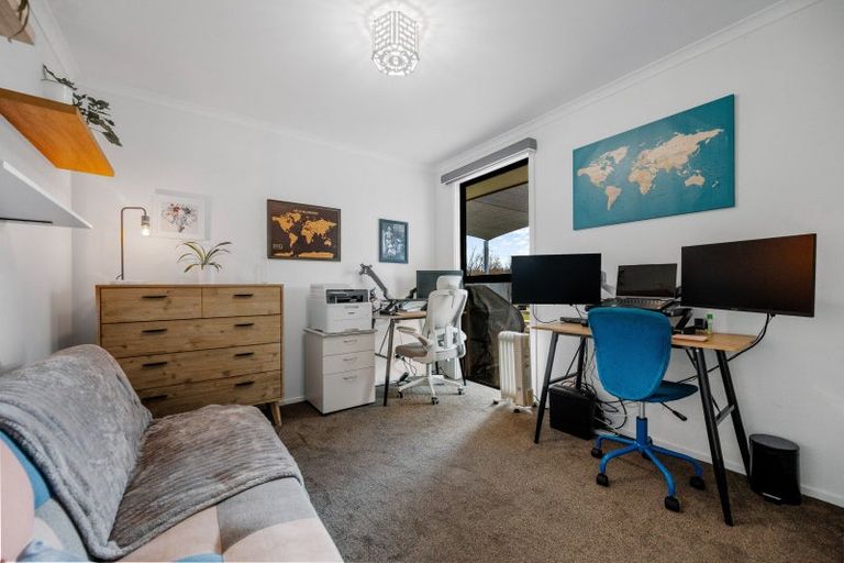 Photo of property in 16 Briar Crescent, Alexandra, 9320