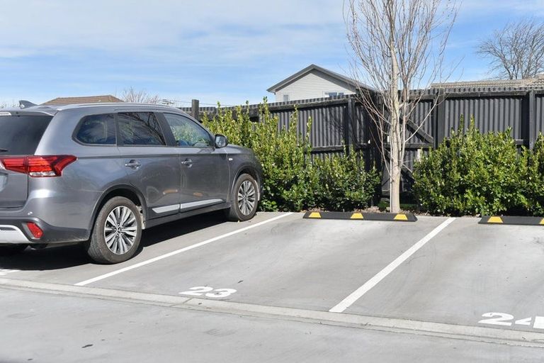 Photo of property in 3/8 New Brighton Road, Shirley, Christchurch, 8061