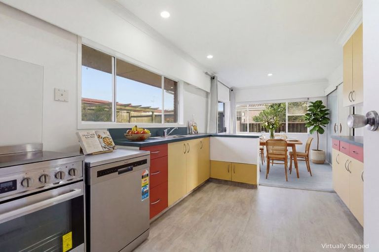Photo of property in 4 Tupaea Place, Otumoetai, Tauranga, 3110