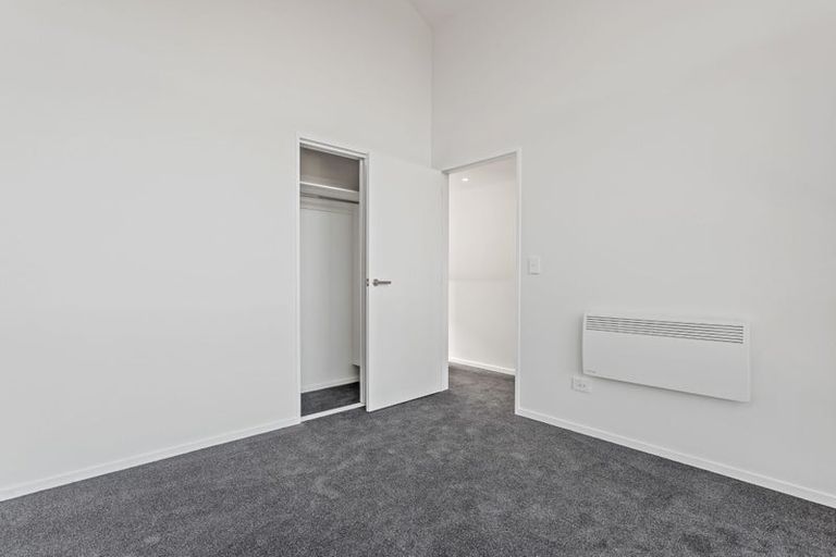 Photo of property in 2/110 Kervil Avenue, Te Atatu Peninsula, Auckland, 0610