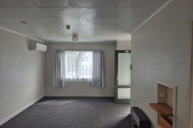 Photo of property in 12 Attlee Place, Gisborne, 4010